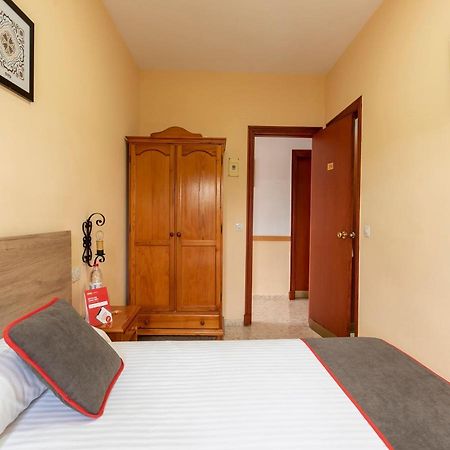 Oyo Hostal El Paisano Utrera Eksteriør billede