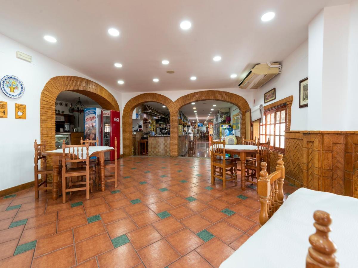 Oyo Hostal El Paisano Utrera Eksteriør billede