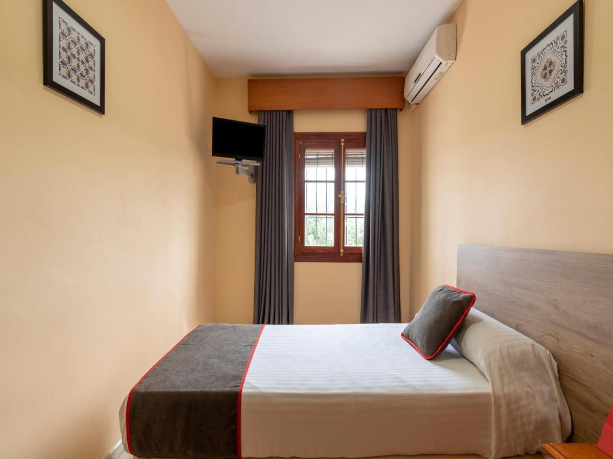 Oyo Hostal El Paisano Utrera Eksteriør billede