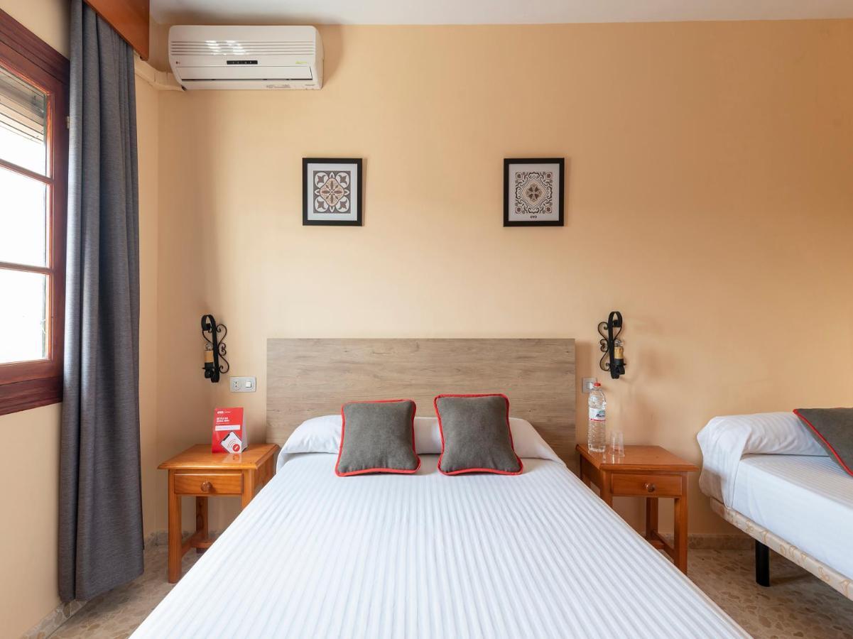 Oyo Hostal El Paisano Utrera Eksteriør billede