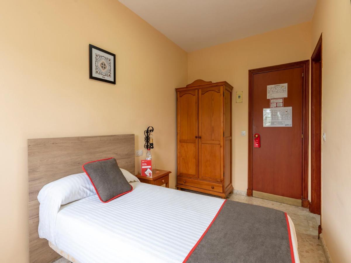 Oyo Hostal El Paisano Utrera Eksteriør billede