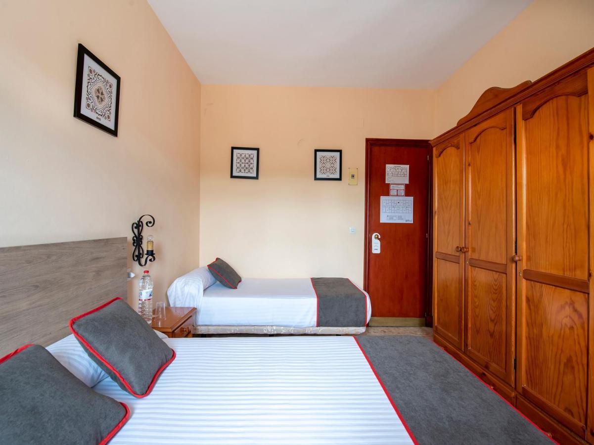 Oyo Hostal El Paisano Utrera Eksteriør billede